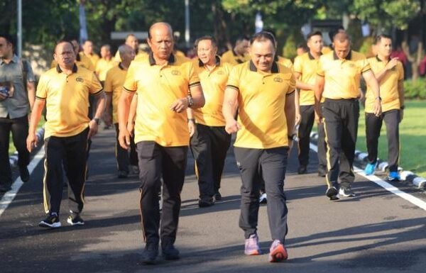 Kapolda Jatim Irjen Pol Nanang Avianto membuka Pekan Olahraga Polda Jatim dalam rangka Hari Bhayangkara ke-80 Tahun 2026 di Surabaya.