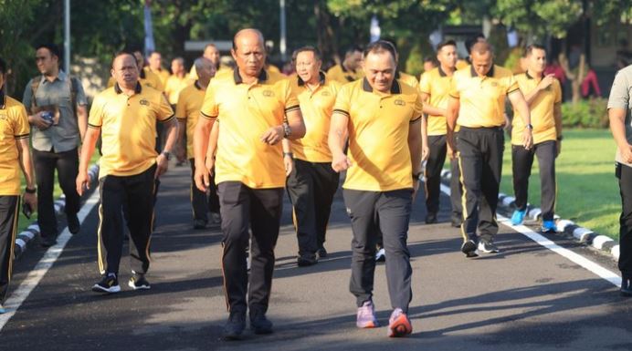 Kapolda Jatim Irjen Pol Nanang Avianto membuka Pekan Olahraga Polda Jatim dalam rangka Hari Bhayangkara ke-80 Tahun 2026 di Surabaya.